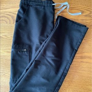 Figs scrubs black medium tall yola bottoms